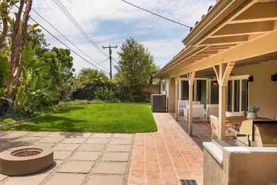 6636 Wooster Ave, Los Angeles, CA 90056 - Photo 30
