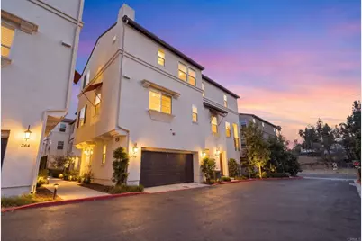 370 Volary Glen, Escondido, CA 92025 - Photo 2