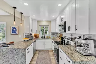 3765 Elliott St, San Diego, CA 92106 - Photo 16