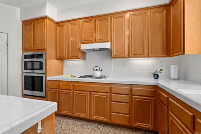 519 Bent Trail Drive, Chula Vista, CA 91914 - Photo 18