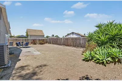 104 Lechuza Ln, Spring Valley, CA 91977 - Photo 32
