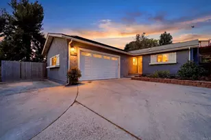 622 G St, Ramona, CA 92065 - Photo 2