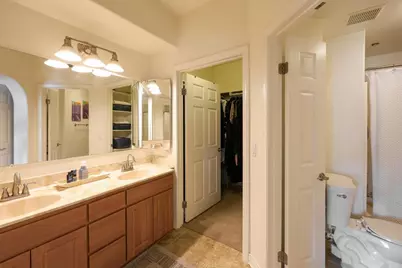 2724 Lake Pointe Drive #239, Spring Valley, CA 91977 - Photo 12