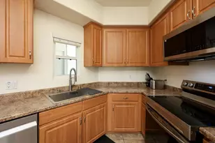 2724 Lake Pointe Dr, Spring Valley, CA 91977 - Photo 8
