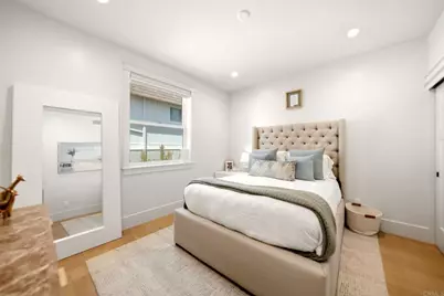 825 9th Street, Coronado, CA 92118 - Photo 18