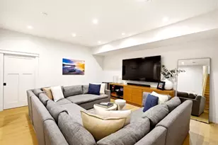 825 9th St, Coronado, CA 92118 - Photo 22