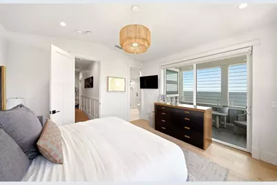 825 9th Street, Coronado, CA 92118 - Photo 14
