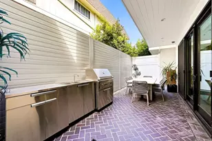 825 9th St, Coronado, CA 92118 - Photo 28