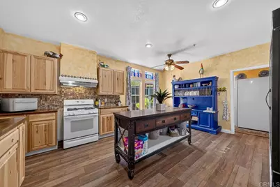 614 Snowden Pl, El Cajon, CA 92019 - Photo 6