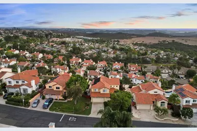 5048 Viewridge Way, Oceanside, CA 92056 - Photo 32