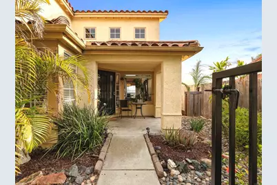 5048 Viewridge Way, Oceanside, CA 92056 - Photo 2