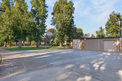 10673 Porto Ct, San Diego, CA 92124 - Photo 48