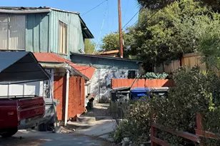 400 Silvery Ln, El Cajon, CA 92020 - Photo 2