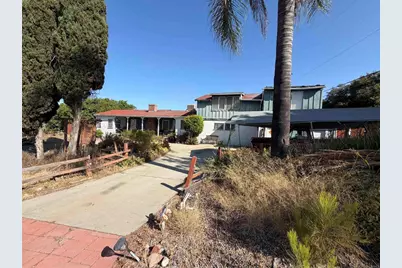 400 Silvery Lane, El Cajon, CA 92020 - Photo 1