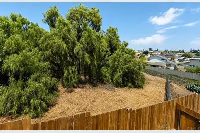 4984 Ocean View Boulevard, San Diego, CA 92113 - Photo 12