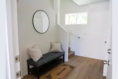 438 Creekside Circle, San Diego, CA 92114 - Photo 2
