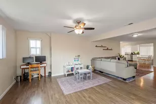 8427 Carlton Oaks Dr, Santee, CA 92071 - Photo 18