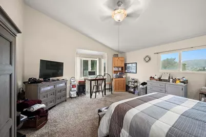 8427 Carlton Oaks Drive, Santee, CA 92071 - Photo 24