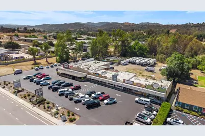 29115 Valley Center Road, Valley Center, CA 92082 - Photo 4