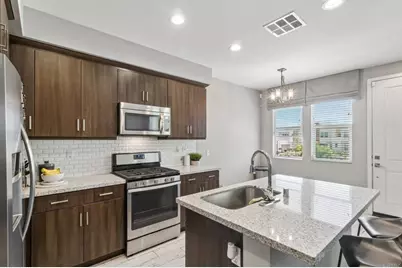 2054 Foxtrot Loop #3, Chula Vista, CA 91915 - Photo 14