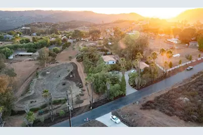 20276 Rancho Villa Road, Ramona, CA 92065 - Photo 18