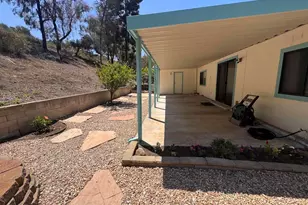 2289 Bryant Dr, Carlsbad, CA 92008 - Photo 32