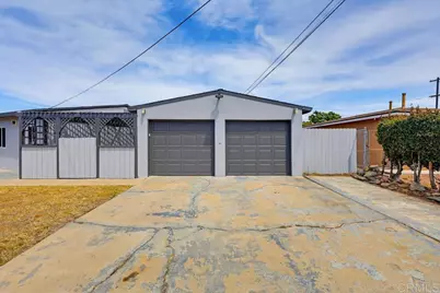 855 Jefferson Avenue, Chula Vista, CA 91911 - Photo 2