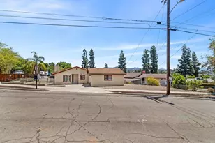 7979 Shir Mar Pl, El Cajon, CA 92021 - Photo 28