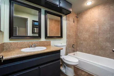 4338 Montalvo 3, San Diego, CA 92107 - Photo 10