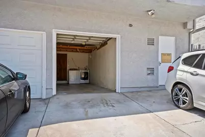 4338 Montalvo 3, San Diego, CA 92107 - Photo 18