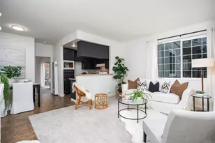 4338 Montalvo 3, San Diego, CA 92107 - Photo 2