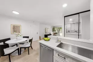 1855 Diamond St, San Diego, CA 92109 - Photo 14