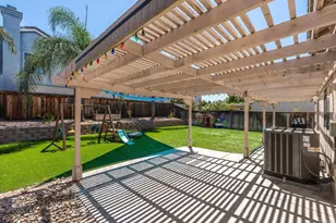 44694 Via Lucido, Temecula, CA 92592 - Photo 30