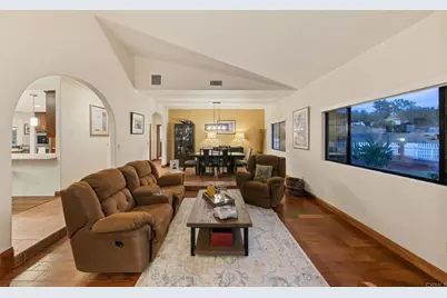 15404 El Capitan Real Ln, El Cajon, CA 92021 - Photo 16