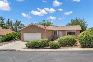 1920 Larkspur Dr, Alpine, CA 91901 - Photo 2