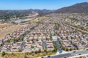 259 Dun Blazer Wy, Fallbrook, CA 92028 - Photo 38