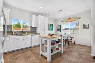 259 Dun Blazer Wy, Fallbrook, CA 92028 - Photo 2