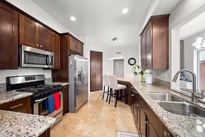 1254 La Crescentia Dr, Chula Vista, CA 91910 - Photo 14