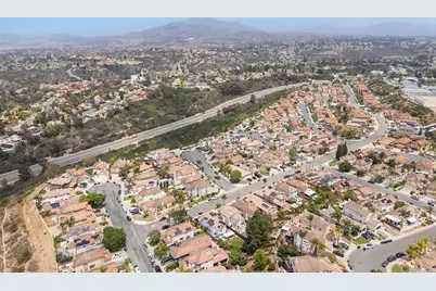 1254 La Crescentia Dr, Chula Vista, CA 91910 - Photo 70