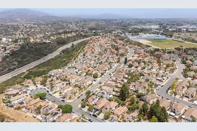 1254 La Crescentia Dr, Chula Vista, CA 91910 - Photo 66