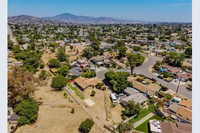 2126 Locke Place, Lemon Grove, CA 91945 - Photo 24