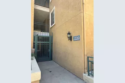 2220 Camino De La Reina #5215, San Diego, CA 92108 - Photo 4