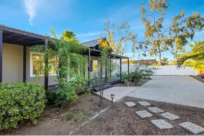 9383 85 W Lilac Road, Escondido, CA 92026 - Photo 4