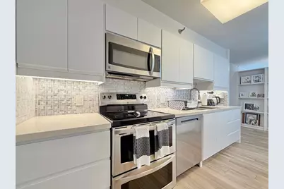 1820 Avenida Del Mundo #208, Coronado, CA 92118 - Photo 24