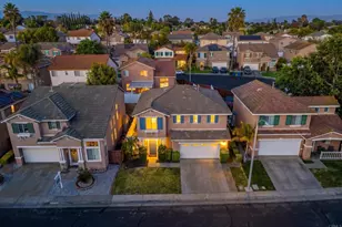 42132 Orange Blossom Dr, Temecula, CA 92591 - Photo 4