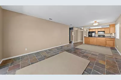 31909 Del Cielo Este #16, Bonsall, CA 92003 - Photo 12