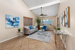 10395 Orozco Rd, San Diego, CA 92124 - Photo 12