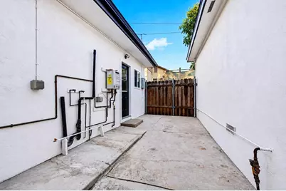 3483 85 Newton Avenue, San Diego, CA 92113 - Photo 16