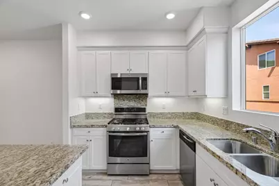 2890 Silver Medal Road #6, Chula Vista, CA 91915 - Photo 14