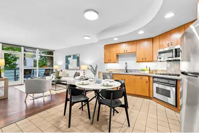 550 15th St #204, San Diego, CA 92101 - Photo 2